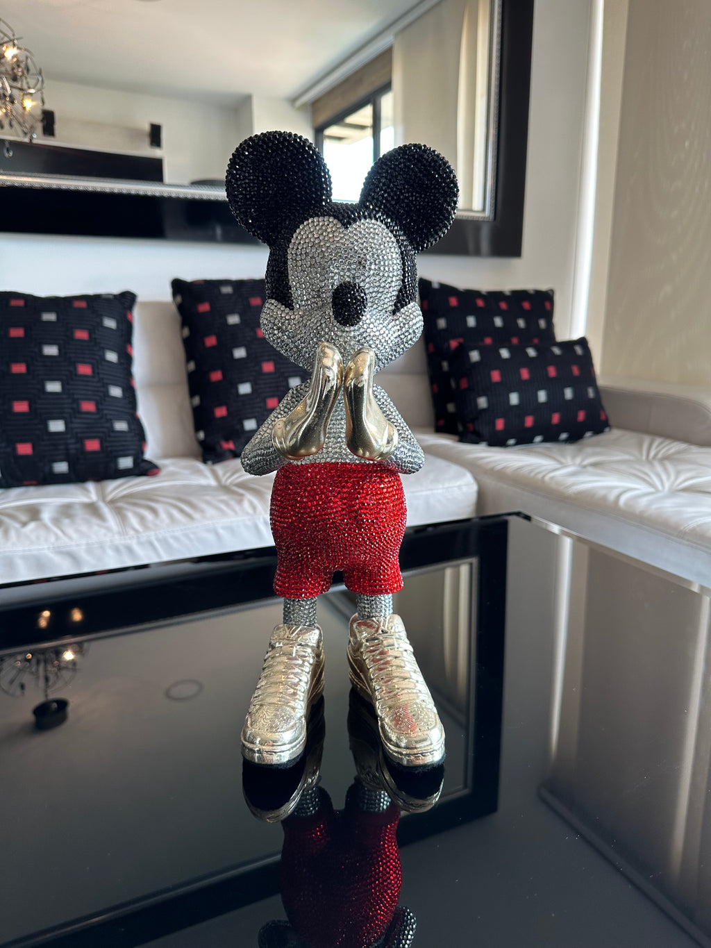 Escultura Micky Mouse
